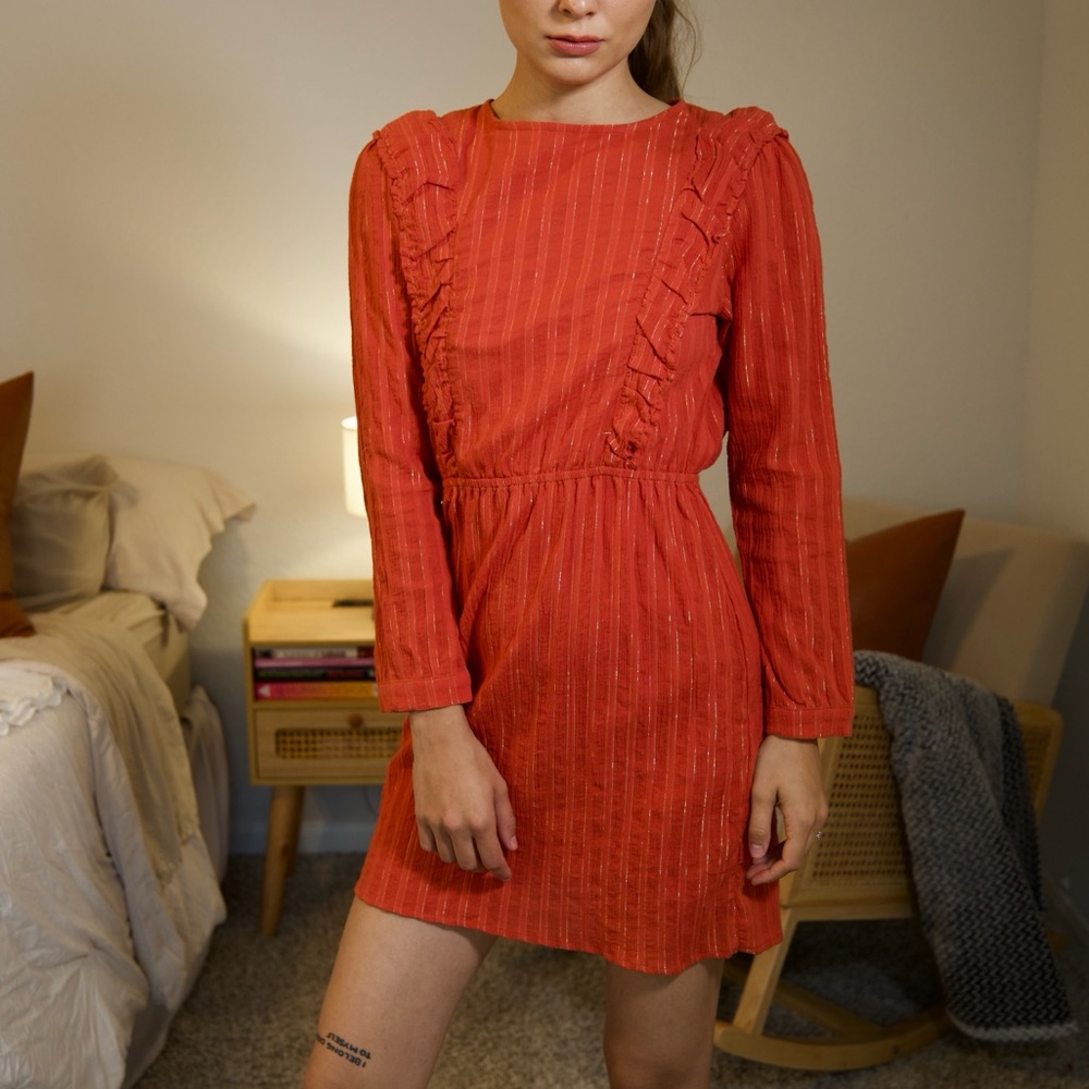 Chic Long Sleeve Ruffle Dress in Red